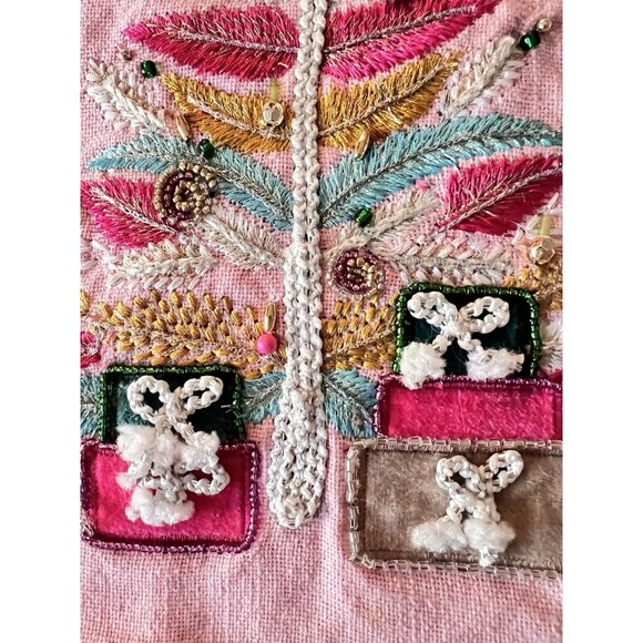 CHRISTMAS PINK Kitchen Towel Set of 2 Embroidered BEADED Detailed HOSTESS GIFT - Picture 4 of 12